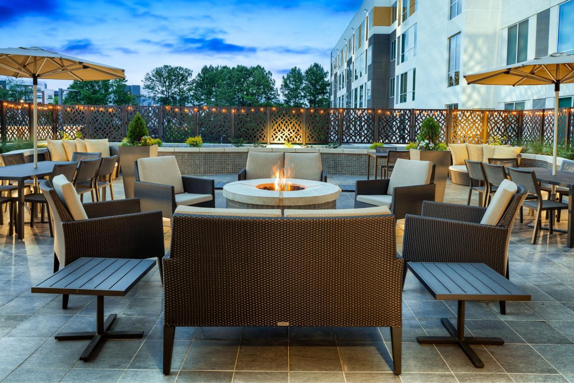 Residence Inn By Marriott Decatur Emory Area Екстериор снимка